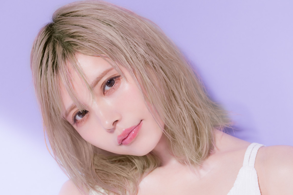 サムネイル:CandyDollの人気No.1化粧下地ブライトピュアベースから、乾燥の気になる冬にぴったりなモイストタイプが限定発売！